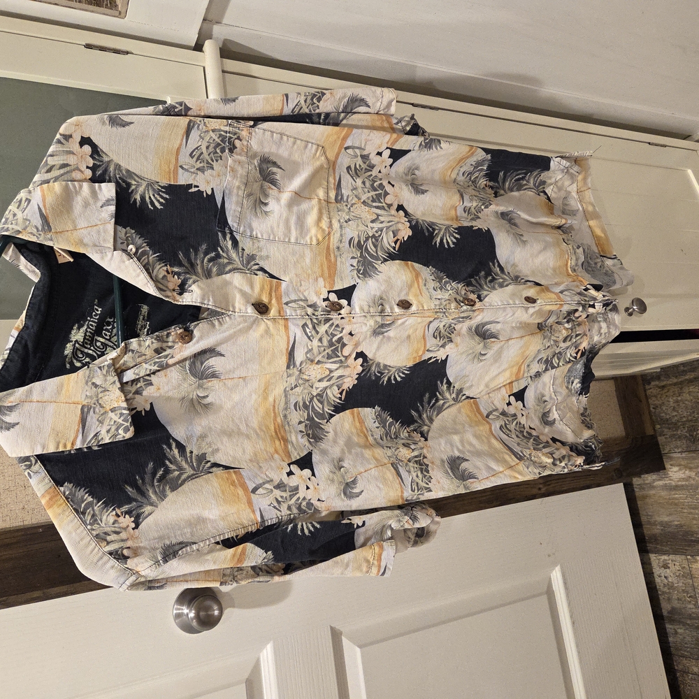 Jamaica Jaxx Casual Button Down Shirt - Black and Cream